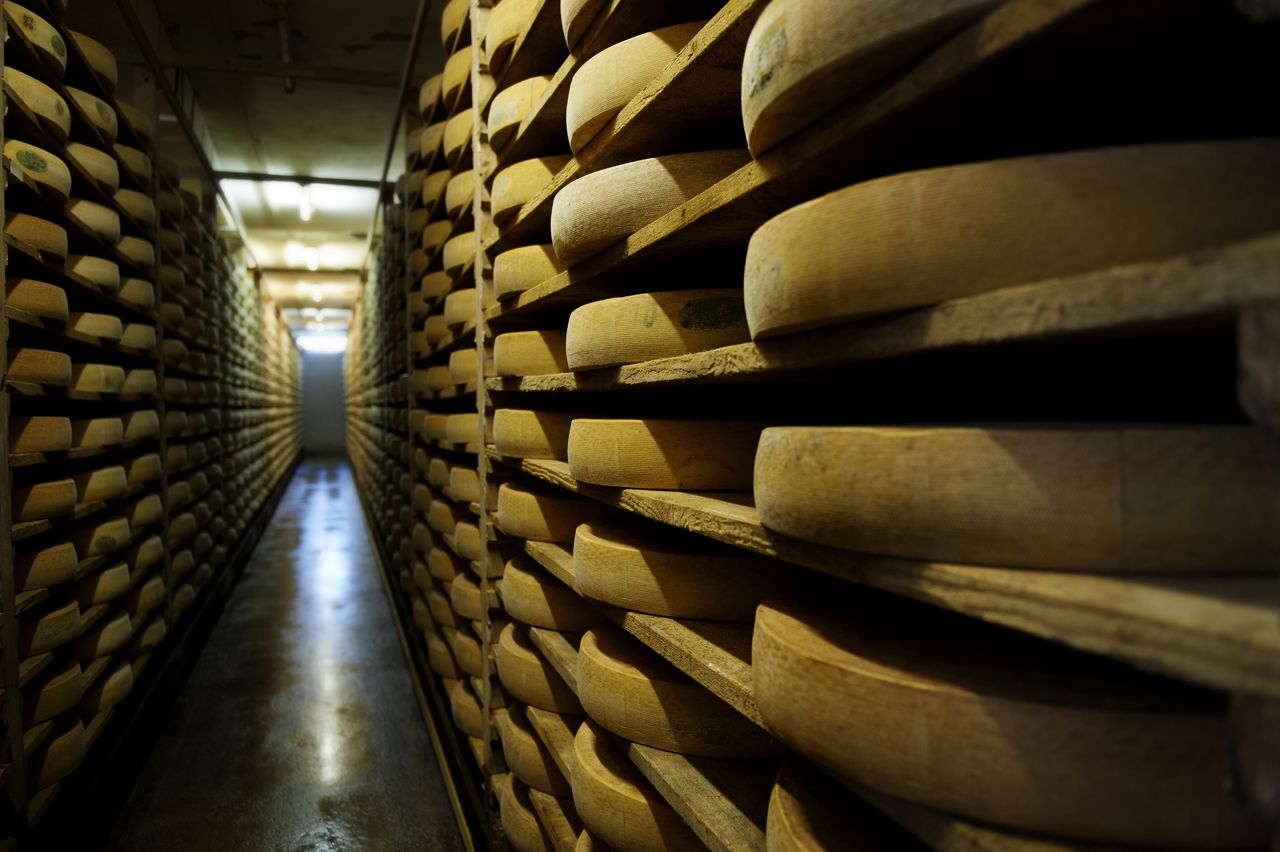 Produits Comte fromagerie_brun2