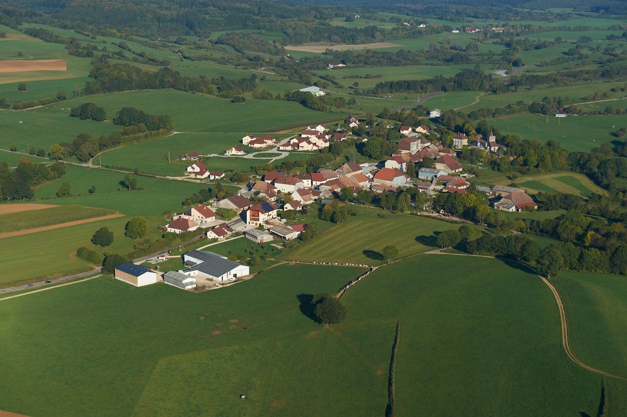 Communes Cernans BI-0247