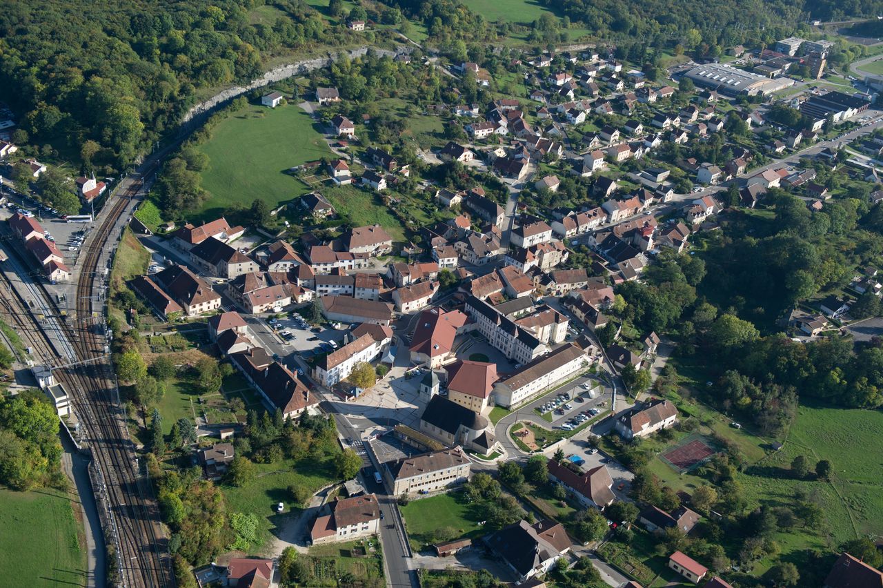 Communes Mouchard 4564