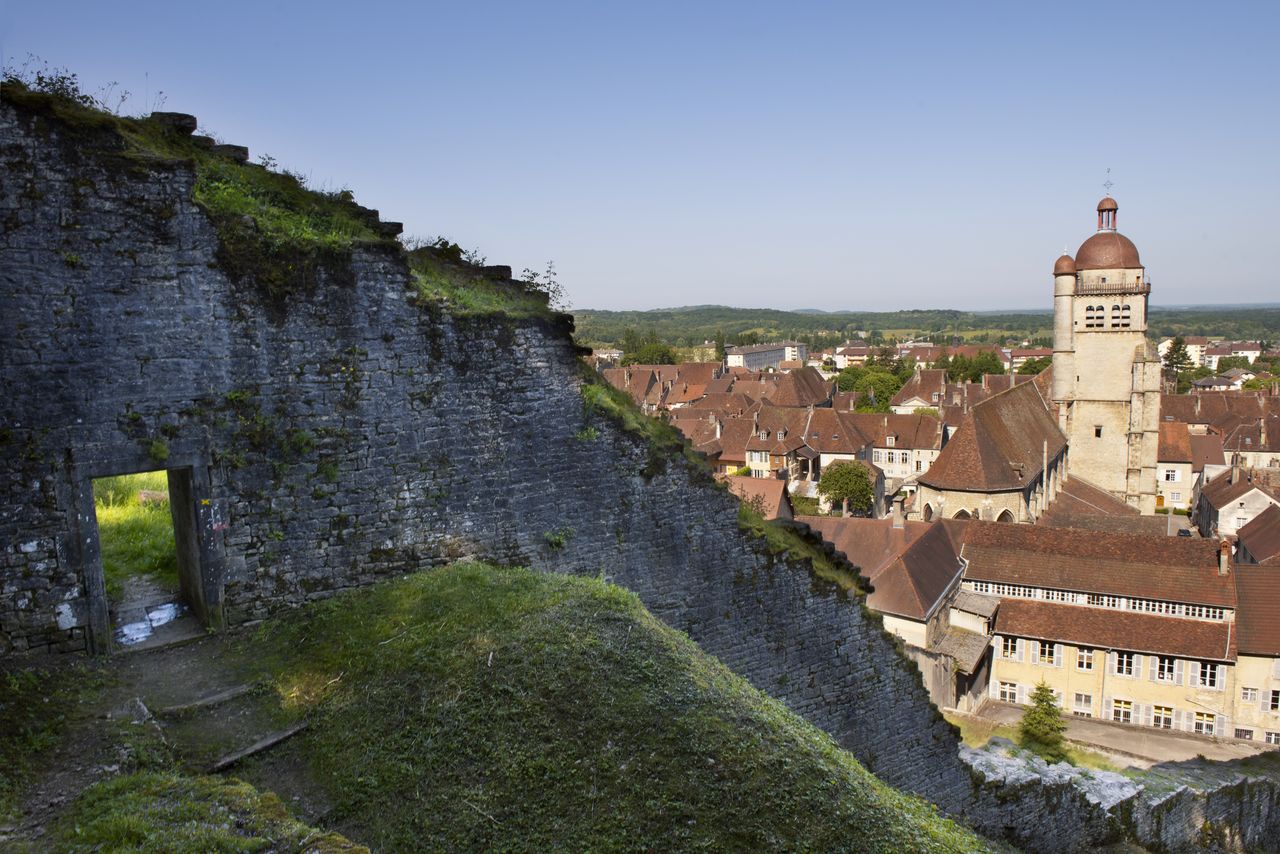 Communes Poligny rempart_vue_centre2